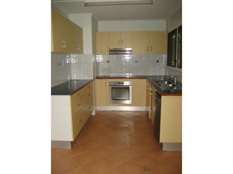 16 Webster Street, Mundingburra QLD 4812